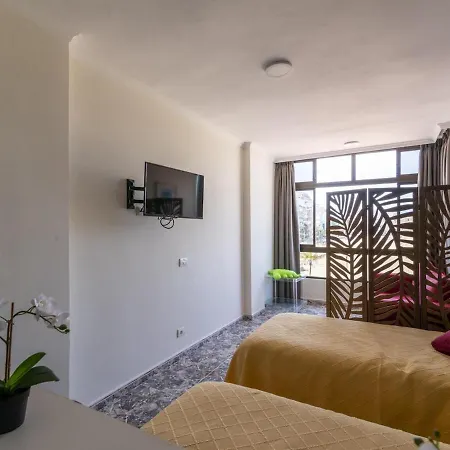 Lightbooking Primera Linea De Playa De Las Canteras Lejlighed *
